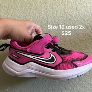Nike Kids Black and Pink Sneakers